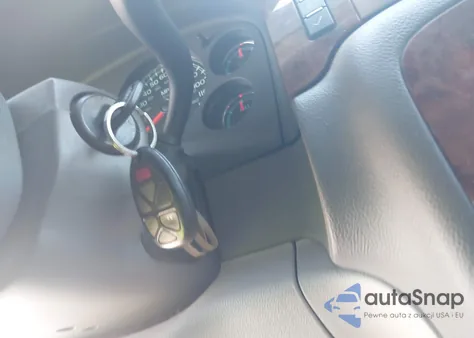 2008 Chevrolet Tahoe Ltz из США, поврежденный, VIN 1GNFC13068R121035